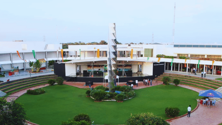 Get Direct Admission in Great Lakes Chennai 2026 by Management/NRI Quota | Shiksha Leap