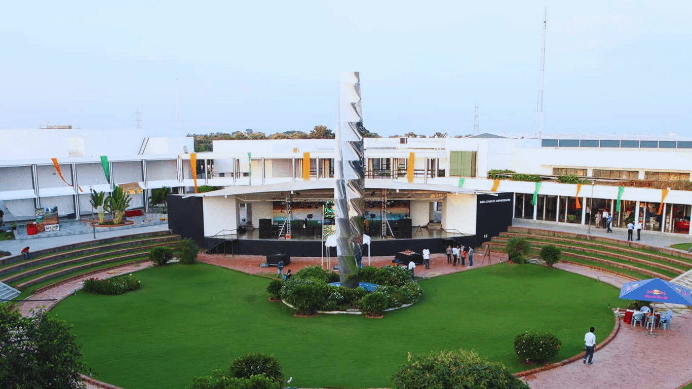 Get Direct Admission in Great Lakes Chennai 2026 by Management/NRI Quota | Shiksha Leap